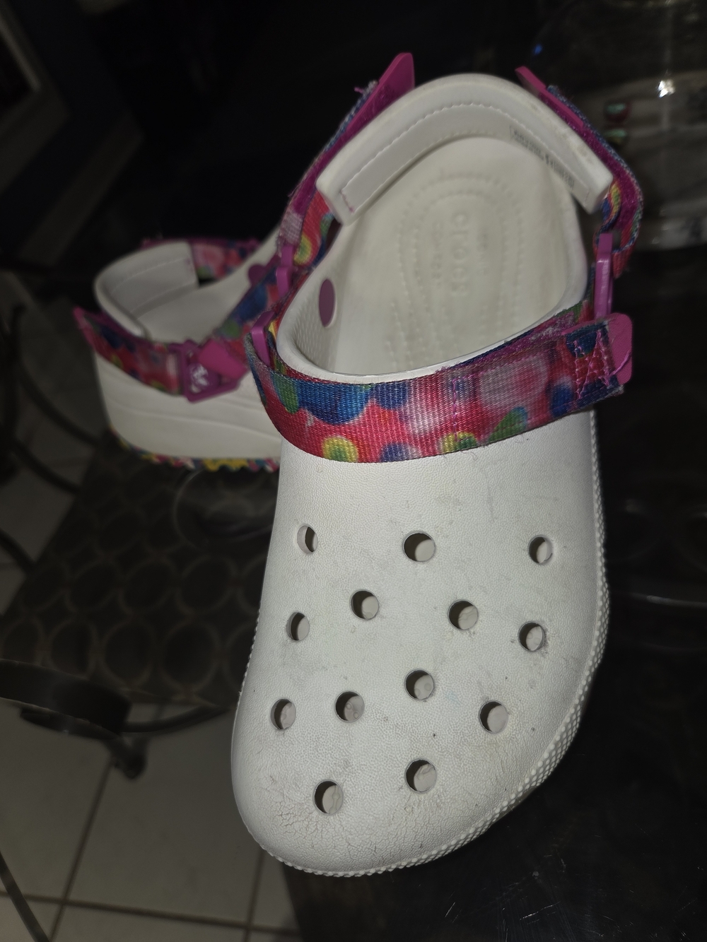 Girls White Crocs Clog Sandals with Multicolor Dot Strap - Picture 6 of 8